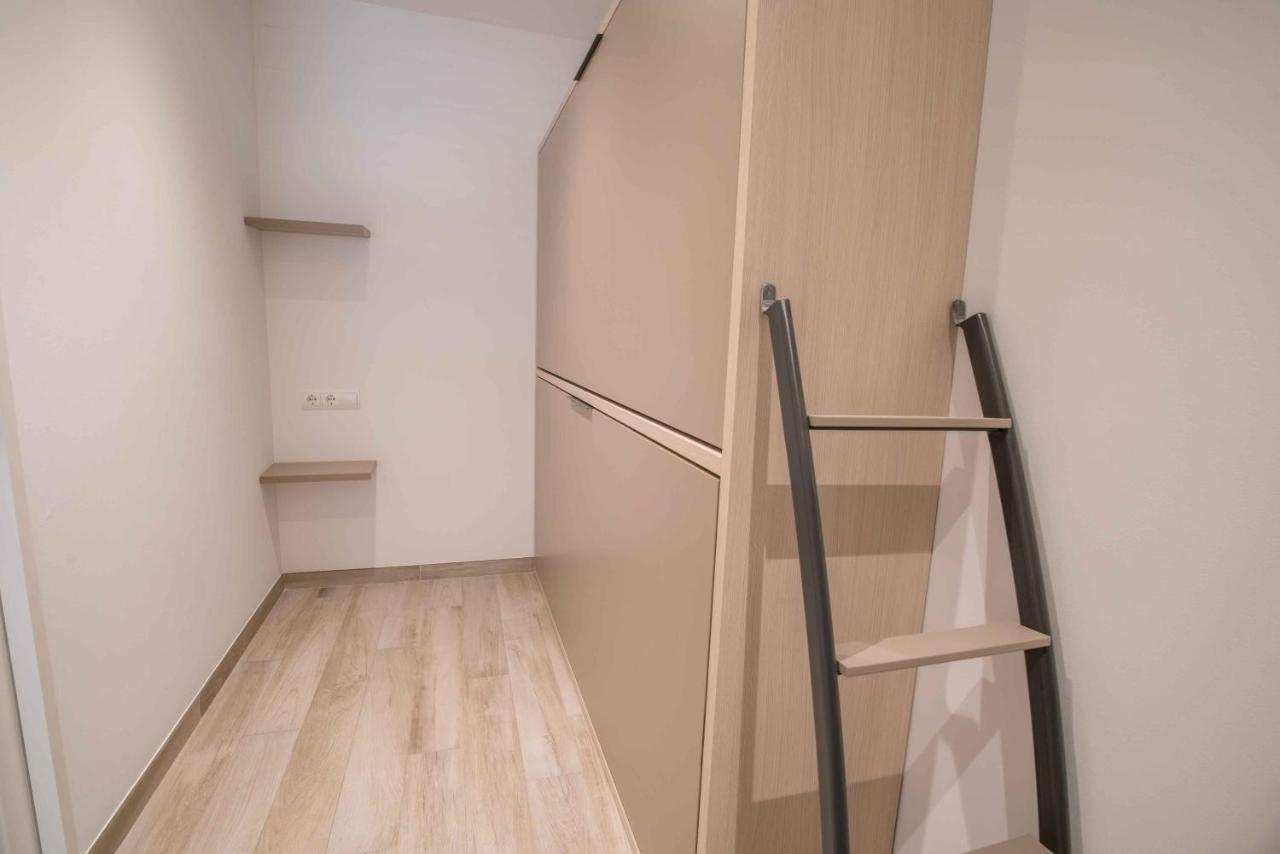 Duplex Cortey カレリャ・デ・パラフルジェリ エクステリア 写真